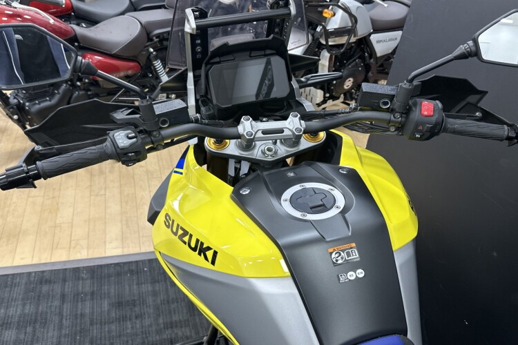 SUZUKI V-STROM 1050 DE
