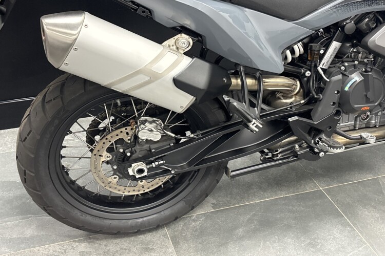 KTM 890 ADVENTURE