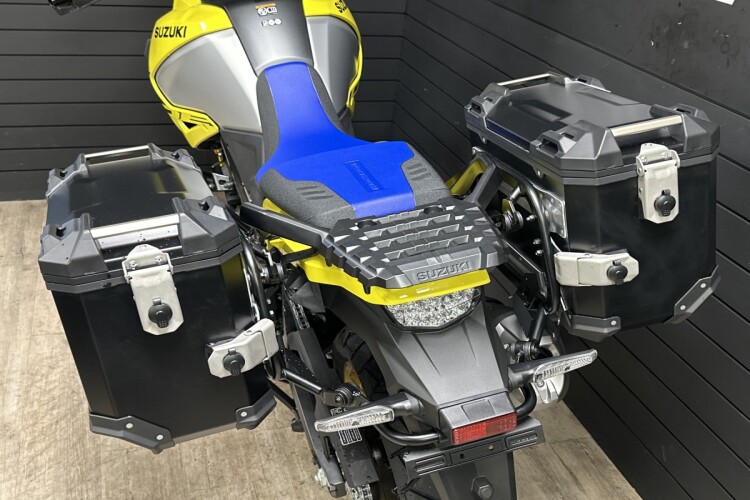SUZUKI V-STROM 1050