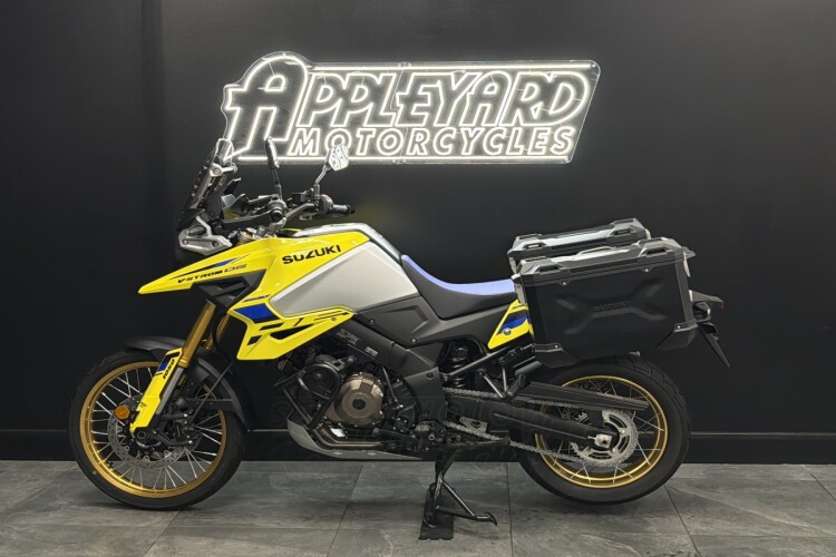 2023 SUZUKI V-STROM 1050, Yellow - photo 10