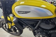 DUCATI SCRAMBLER ICON