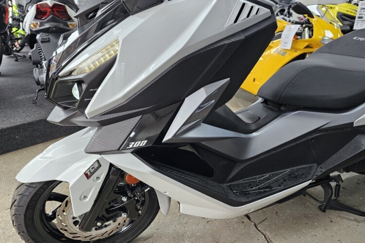 SYM CRUISYM 300 E5 for sale