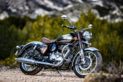 ROYAL ENFIELD CLASSIC CHROME