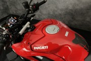 DUCATI STREETFIGHTER V4