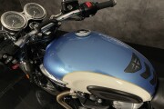 TRIUMPH BONNEVILLE T100