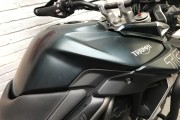 TRIUMPH TIGER 800