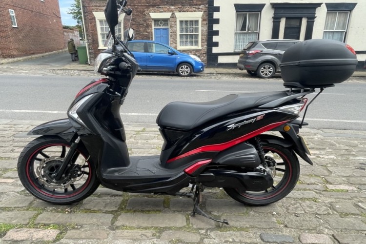 SYM SYMPHONY ST 200 E4 for sale