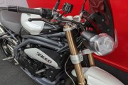 TRIUMPH SPEED TRIPLE 1050