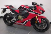 HONDA CBR1000RR FIREBLADE