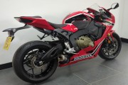 HONDA CBR1000RR FIREBLADE