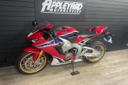 HONDA CBR1000RR FIREBLADE