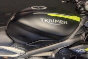 TRIUMPH STREET TRIPLE 765