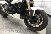 TRIUMPH SPEED TRIPLE 1050