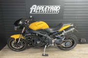 TRIUMPH SPEED TRIPLE 1050