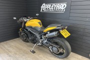 TRIUMPH SPEED TRIPLE 1050