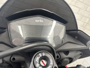 APRILIA TUONO 1100 V4