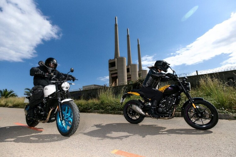 ROYAL ENFIELD GUERRILLA 450