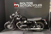 TRIUMPH BONNEVILLE T100