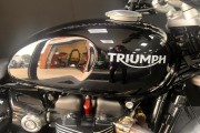 TRIUMPH SPEED TWIN