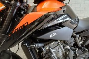 KTM 890 DUKE