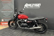 TRIUMPH BONNEVILLE