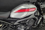 YAMAHA XSR900