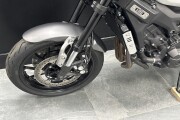 YAMAHA XSR900