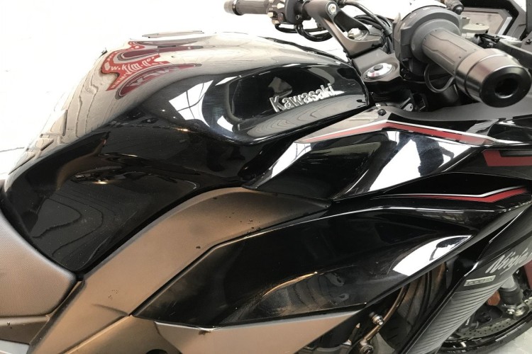 KAWASAKI NINJA 1000SX