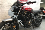 YAMAHA XSR700