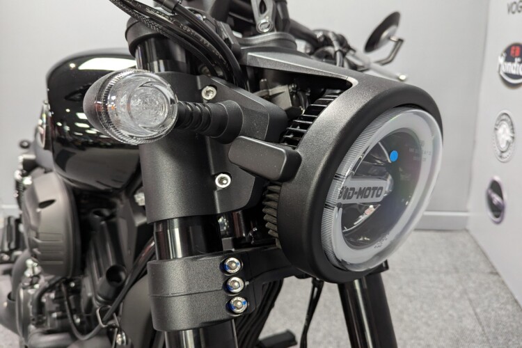 KEEWAY V-CRUISE 302 C