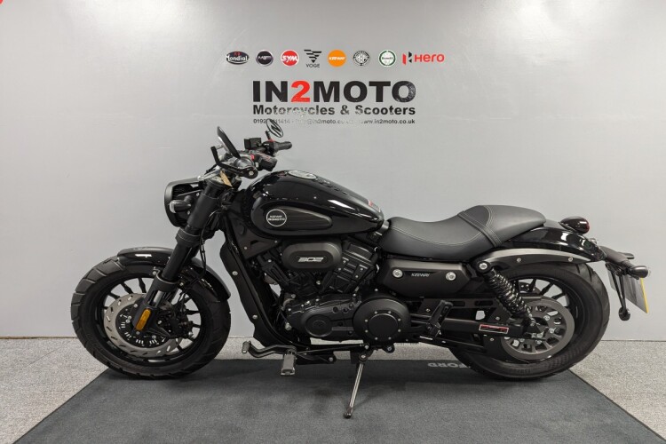 KEEWAY V-CRUISE 302 C