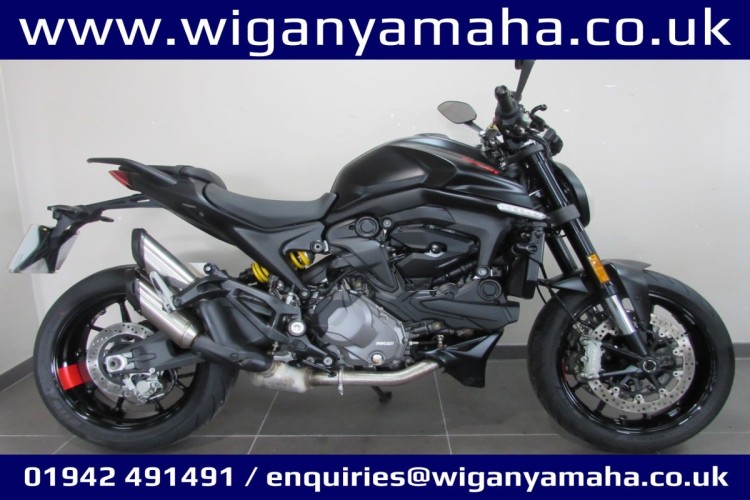 DUCATI MONSTER 937