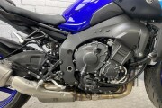 YAMAHA MT-10