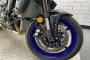 YAMAHA MT-10