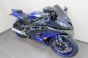 YAMAHA R6