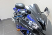 YAMAHA R6