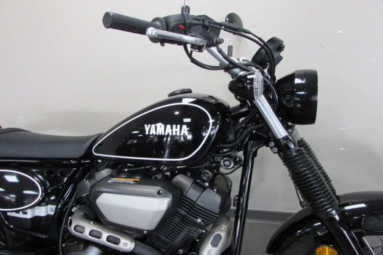 YAMAHA SCR 950
