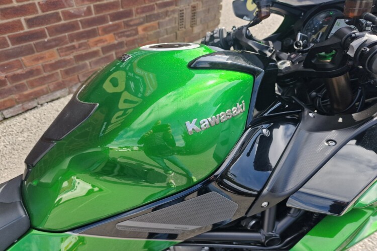 KAWASAKI NINJA H2 SX