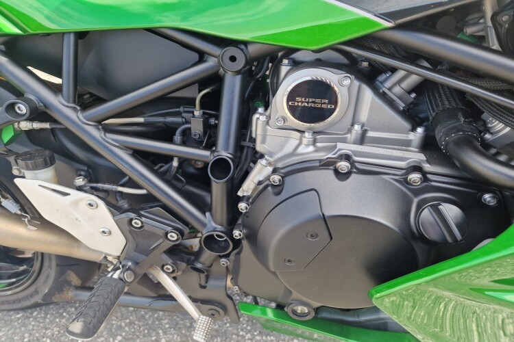 KAWASAKI NINJA H2 SX