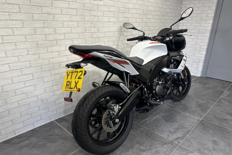 APRILIA TUONO 125