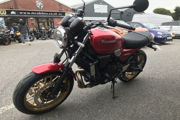 KAWASAKI Z650 RS