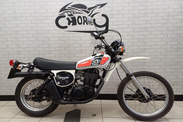 YAMAHA XT500