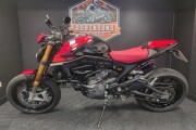 DUCATI MONSTER 937