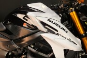 SUZUKI GSX-S750