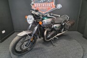 TRIUMPH BONNEVILLE T100