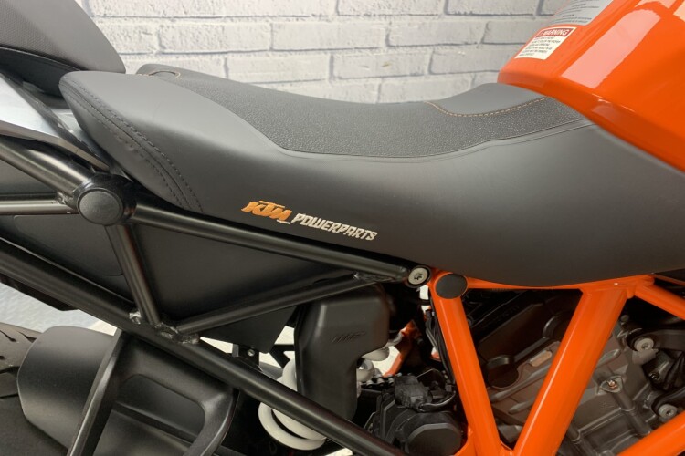 KTM 1290 SUPER DUKE GT
