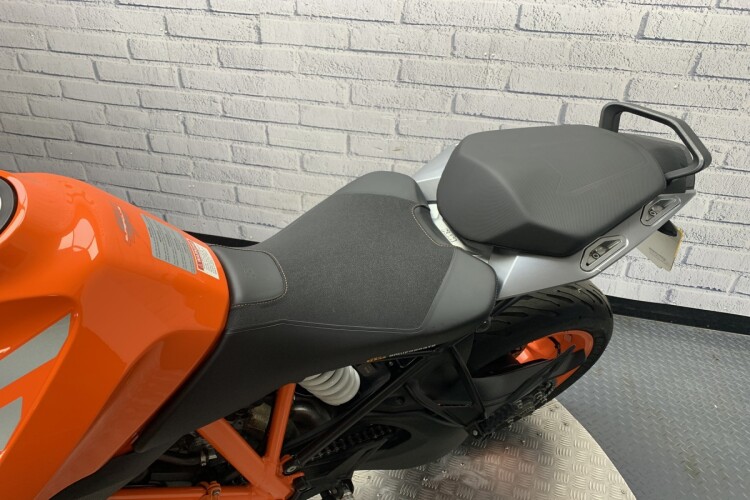 KTM 1290 SUPER DUKE GT