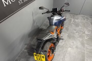KTM 390 DUKE