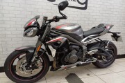 TRIUMPH STREET TRIPLE 765