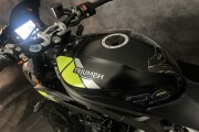 TRIUMPH SPEED TRIPLE 1050